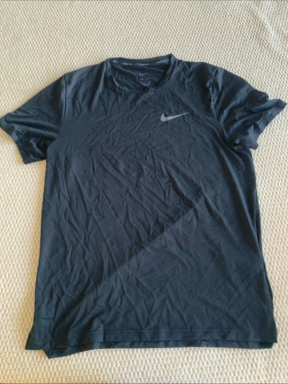 Nike Men's Black Dri-FIT Short Sleeve Performance Shirt